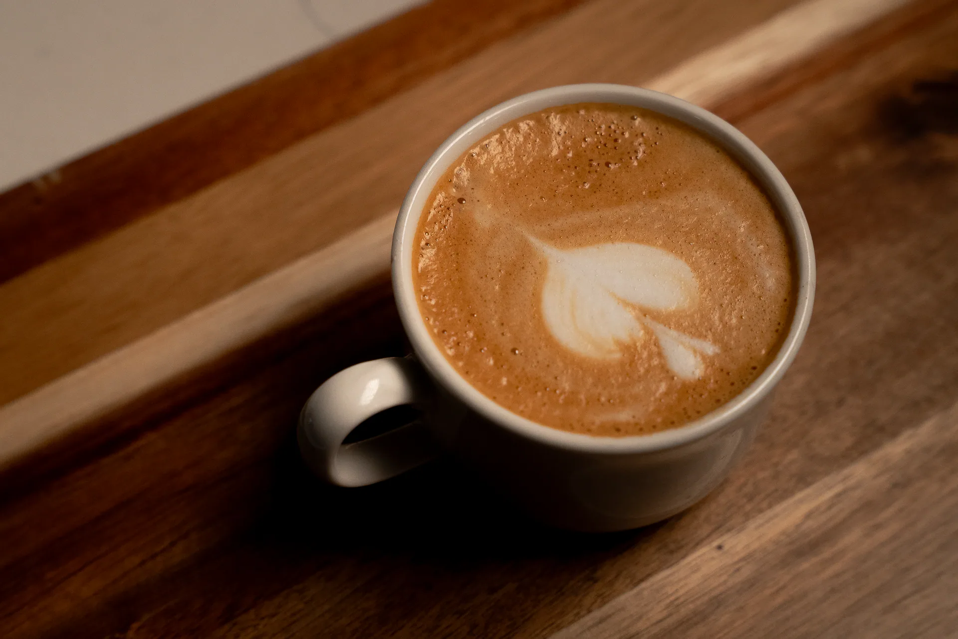 High Grinds locally roasted coffee beside the St. Charles streetcar line